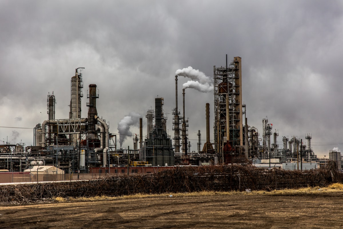 Planta petroquímica, sector atendido por Infinity Rotomolding